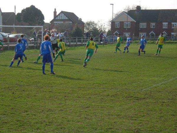 Action from Berkeley Town V Bishops Cleeeve Reserves