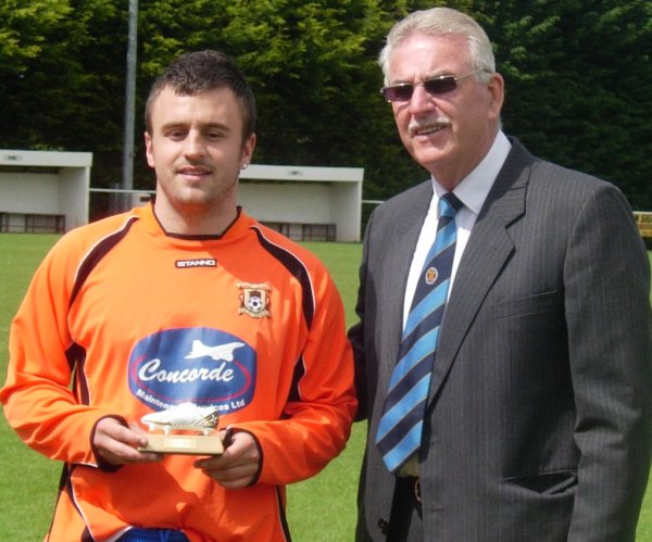 Shane Hobbs presented with the leading goalscorers award