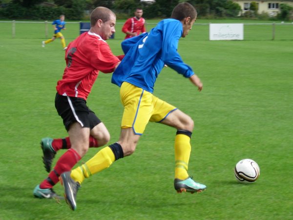 Action from Rockleaze Rangers V Yate Town Reserves